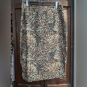 Chic Animal Print Pencil Skirt
